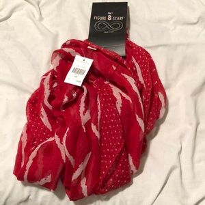Figure 8 scarf NWT